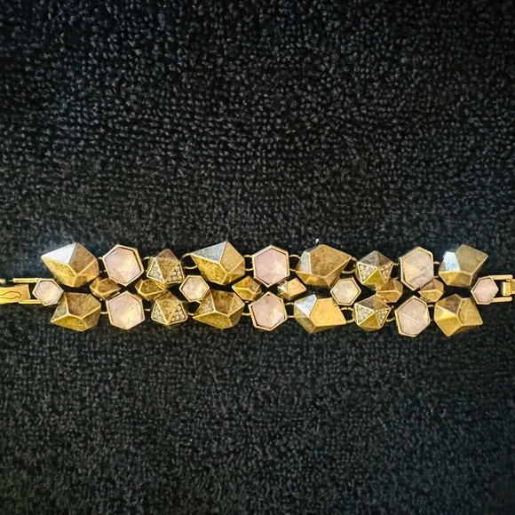 Chloe + Isabel Modern Purple and Brushed Gold-Tone Geometric Bracelet - Picture 4 of 9